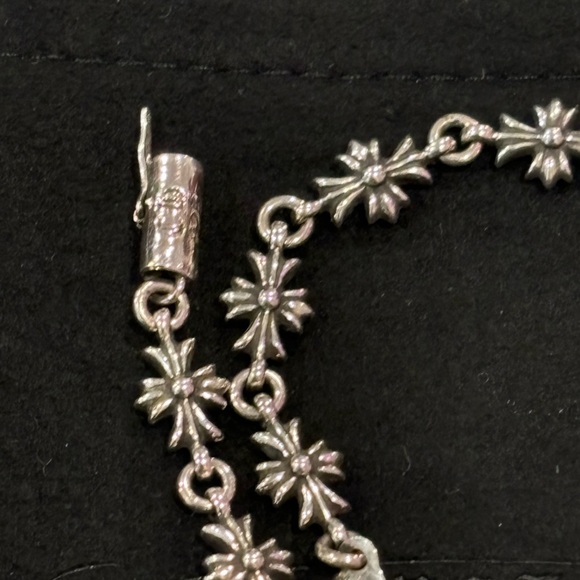 Chrome hearts tiny e bracelet with white sapphires - Picture 4 of 13